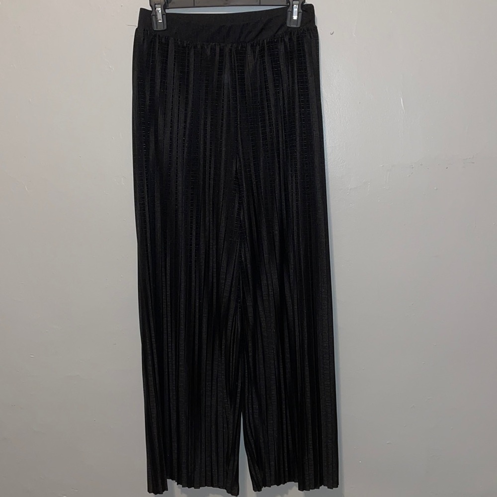 Gorgeous Flowy H&M pants -S